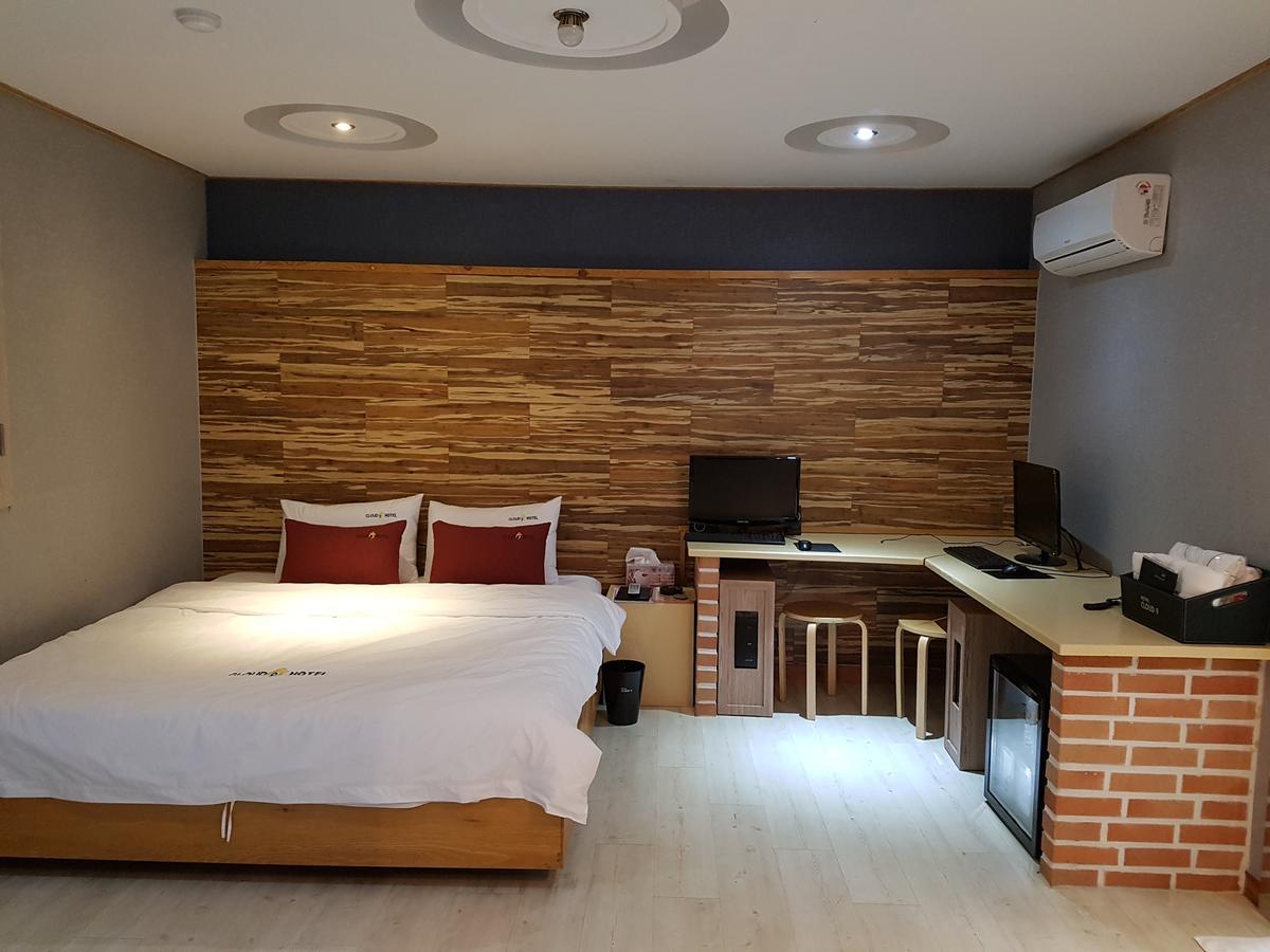 Cloud Nine Hotel Gimhae Habitación foto